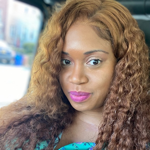 Meet your Posher, Kimberly - Picture 1 of 1